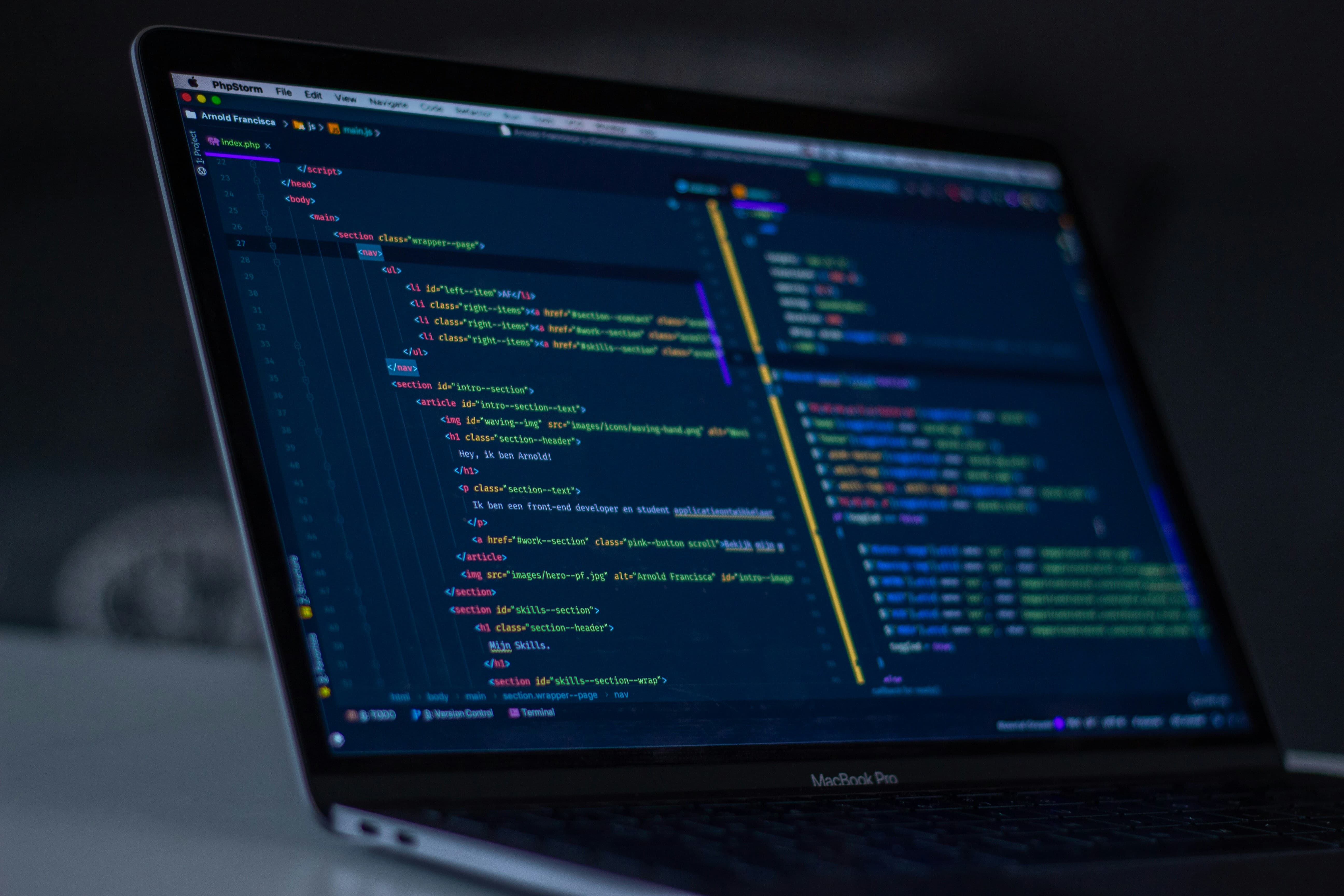 Code Plagiarism Checker: Detect Source Code Theft with AI-Powered Tools